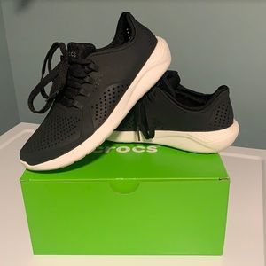 Crocs Literide Sneaker Size 8